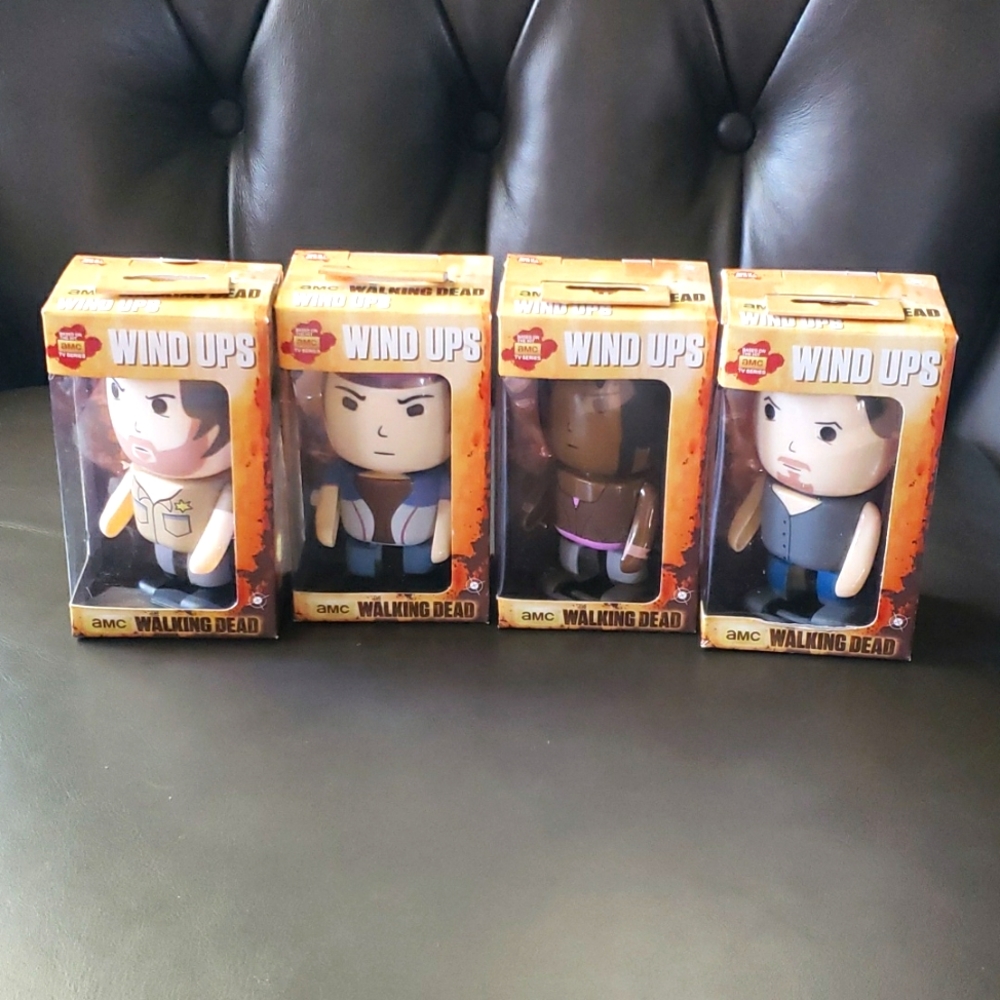 AMC Walking Dead Wind Ups Toys Dolls